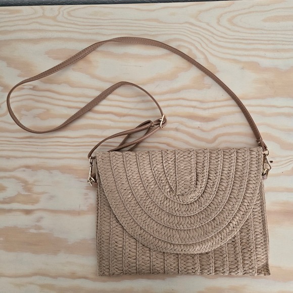unbranded Handbags - Straw Woven Crossbody Bag Clutch Beige Magnetic Closure Purse Handbag
